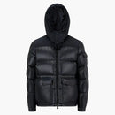 Moncler Masaya kort jacka svart