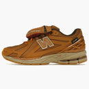 New Balance 1906r Cordura Pocket Wheat