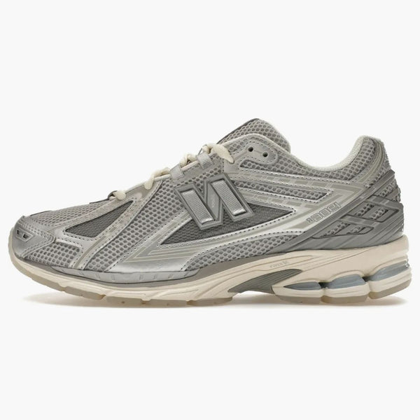 New Balance 1906r Up There