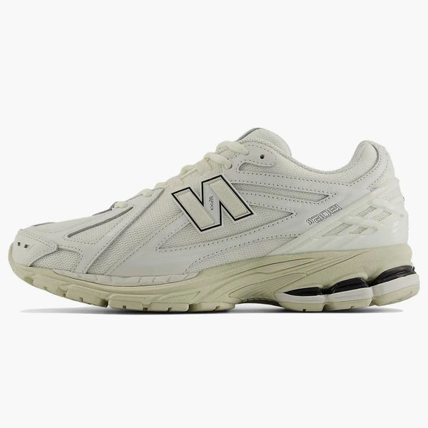 New Balance 1906r White Black