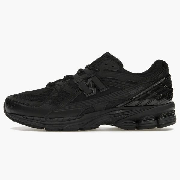 New Balance 1906u Triple Black