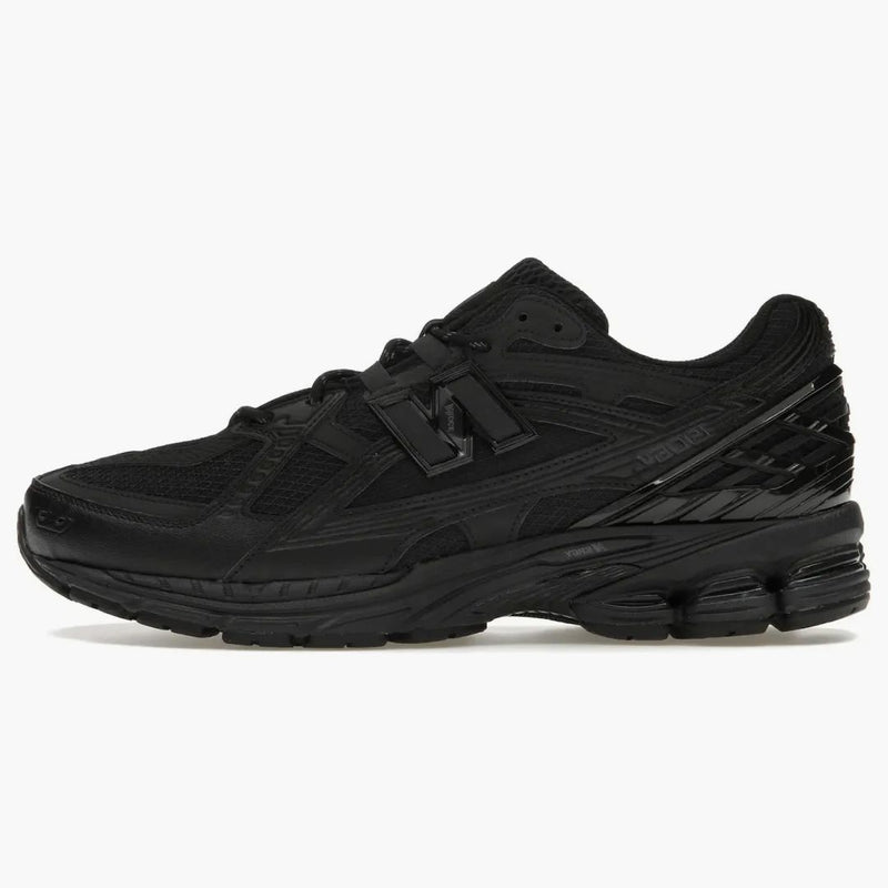 New Balance 1906u Triple Black
