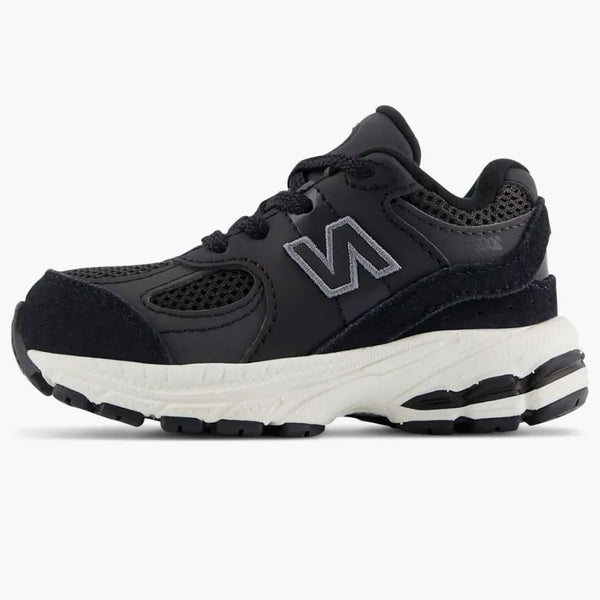 New Balance 2002r Black Phantom (td)