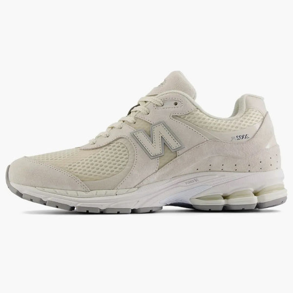 New Balance 2002r Bone