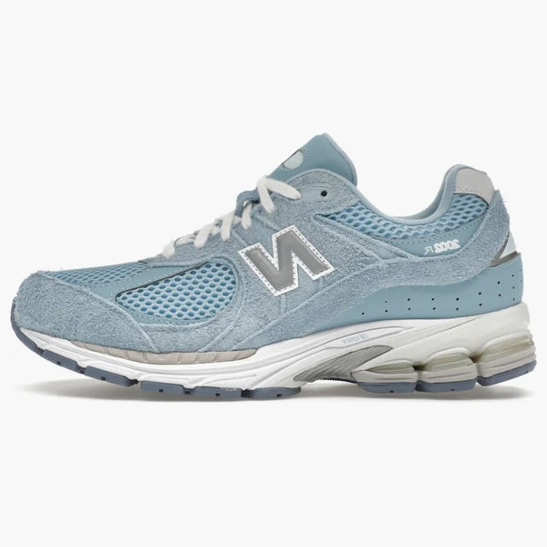 New Balance 2002r jasná obloha