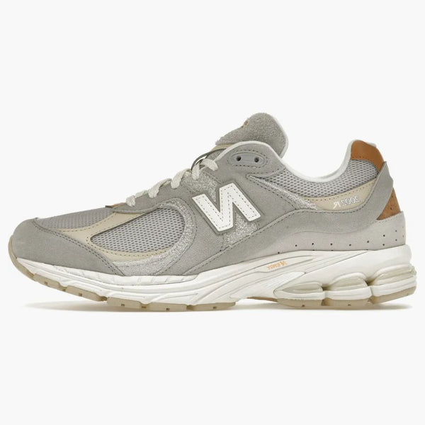 New Balance 2002r beton šedá
