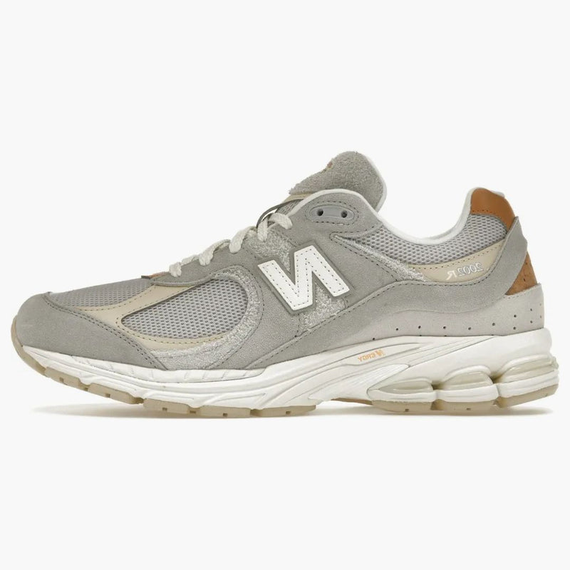 New Balance 2002r beton šedá