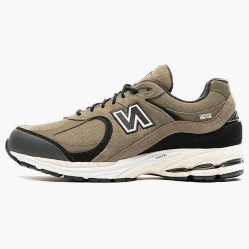 New Balance 2002r Gore-Tex Olive