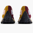 New Balance 327 Vintage blu a crepuscolo dorato indossato