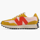 New Balance 327 Vintage blu a crepuscolo dorato indossato