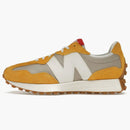 New Balance 327 Varsity Gold Beige