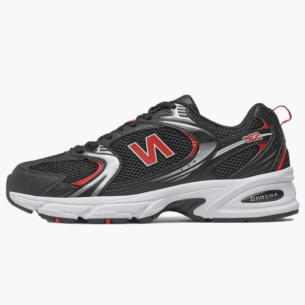 New Balance 530 svartröd