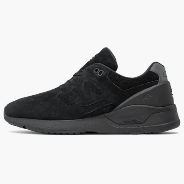 New Balance 530 dekonstruerad svart