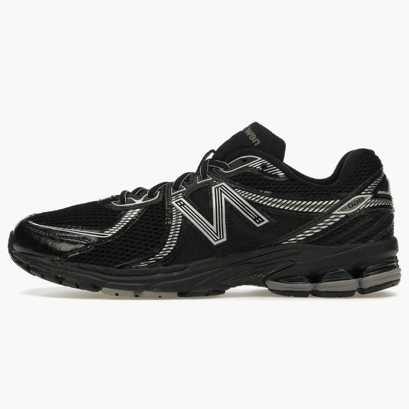 New Balance 860v2 Black Silver