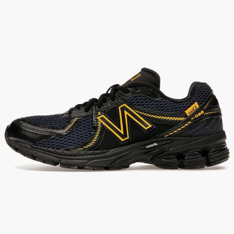 New Balance 860v2 Dime Black