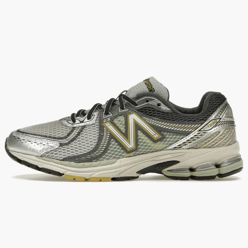 New Balance 860v2 Earth
