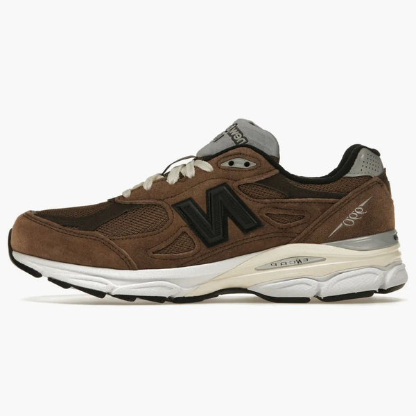 New Balance 990v3 Miusa Jjjjound Montréal