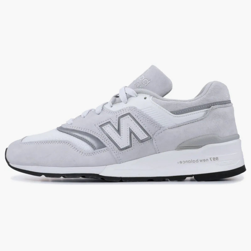 New Balance 997 detailní loga světle šedá