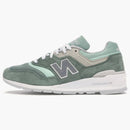 New Balance 997 Less is more mint