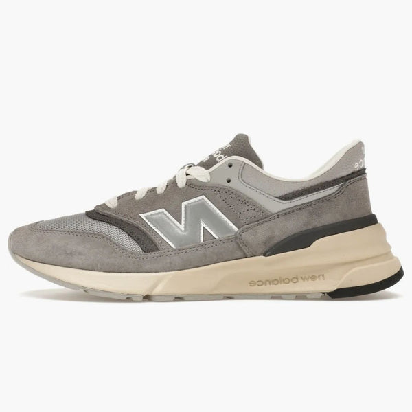 New Balance 997r šedá