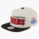 Nowa era Mitchell i Ness Philadelphia 76er's Draft Day Snapback ma biały/czarny