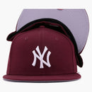 New era New York Yankees 59fifty Fitted has maroon