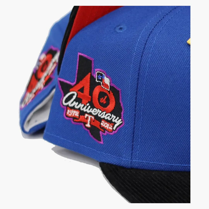 Nová éra Texas Rangers Capsule Cordoroy Visor Pack 40. výročí 59fifty namontované má modrou/červenou
