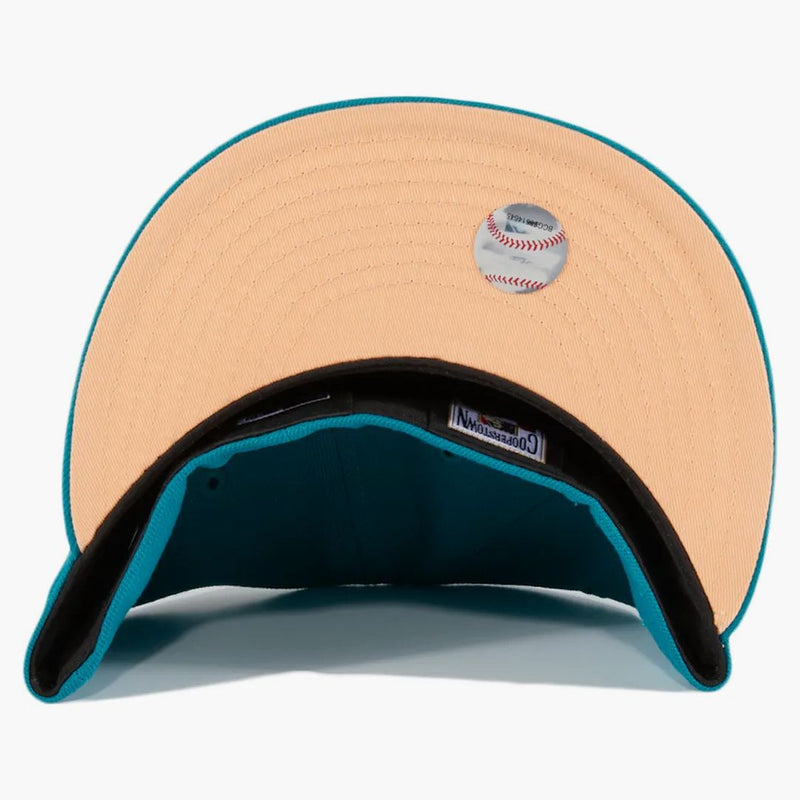 New era Toronto Blue Jays Badlands 25th Anniversary Patch has Club Exclusive 59fifty Fitted Has Teal