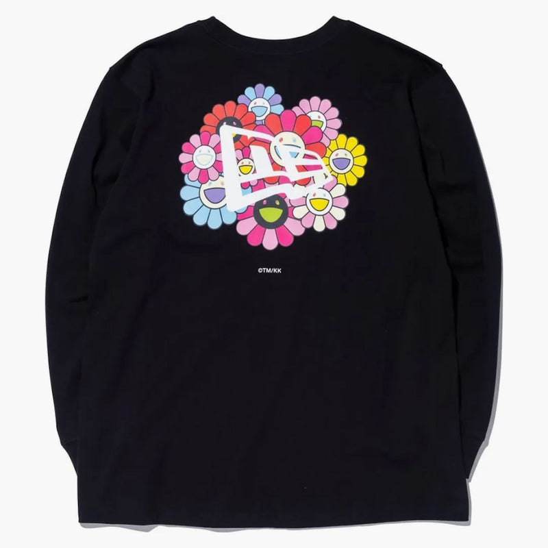 Nová éra x Takashi Murakami Flower Flag uvolněná fit l/s čaj černá