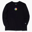 New Era x Takashi Murakami Flower Flag Relaxed fit l/s te svart