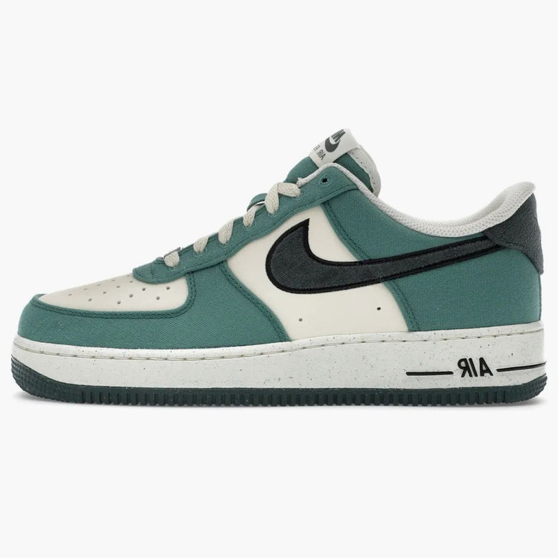 Nike Air Force 1 '07 Vintage Green