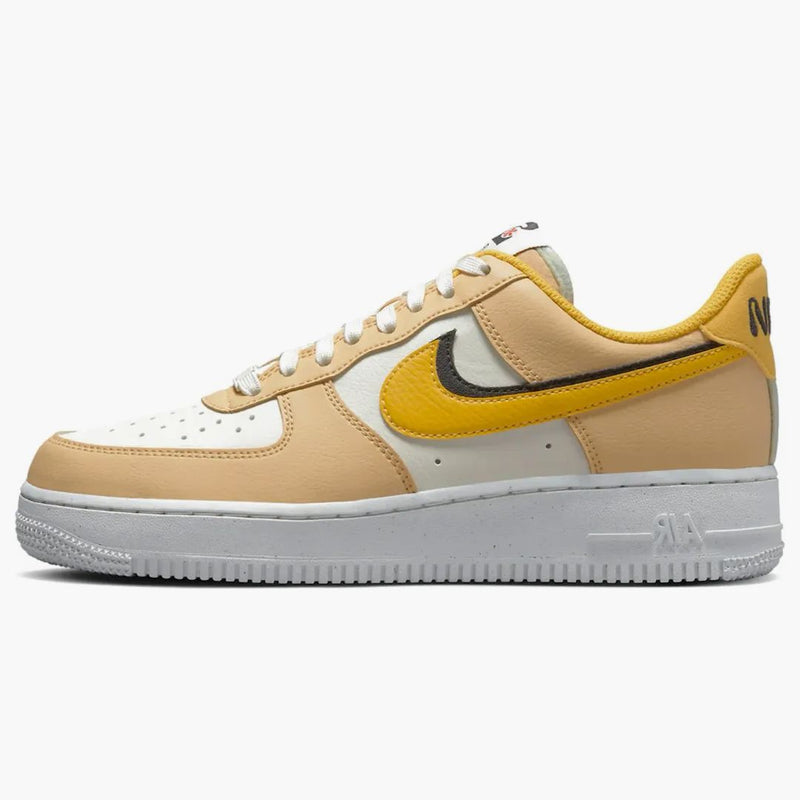 Nike Air Force 1 Low '07 LX '82 Double Swoosh Sail Yellow Ocher (Dámské)