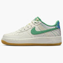 Nike Air Force 1 Low Lv8 3 Heel Stitch Sail Stadium Green (gs)