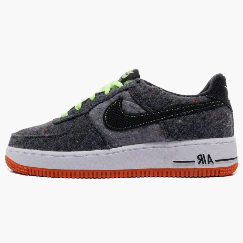 Nike Air Force 1 Low Lv8 Black Ghost Green (gs)