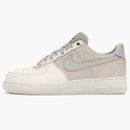 Nike Air Force 1 Low Sail Light Bone Metallic Gold