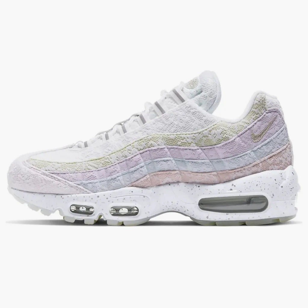 公式正規品!★NIKE AIR MAX 95 FLORAL LACE (W) Nike Air Max 95 Floral Lace - Buy at Hypeneedz