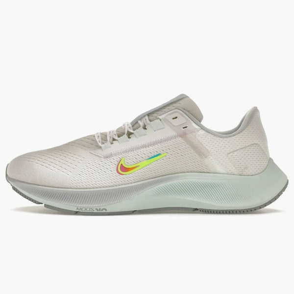 Nike Air Zoom Pegasus 38 Premium Summit White Aura Volt (mujer)