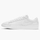 Nike Blazer Low Le White (women's)