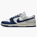Nike Dunk Low New York Yankees