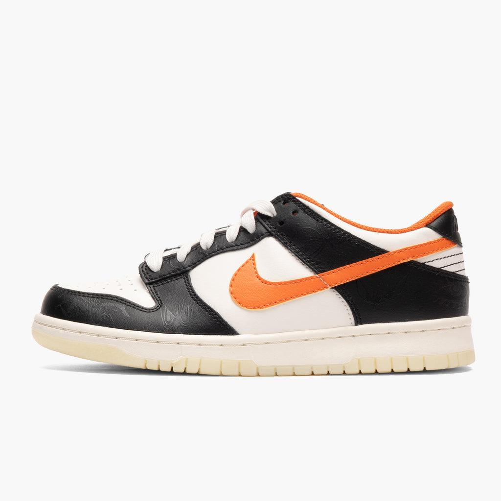 Buy the Nike Dunk Low PRM Halloween GS At Hypeneedz