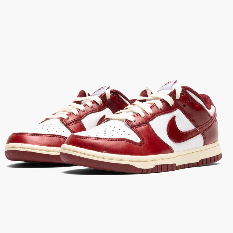 Nike Dunk Low PRM Vintage Team Red (W) Seitenansicht