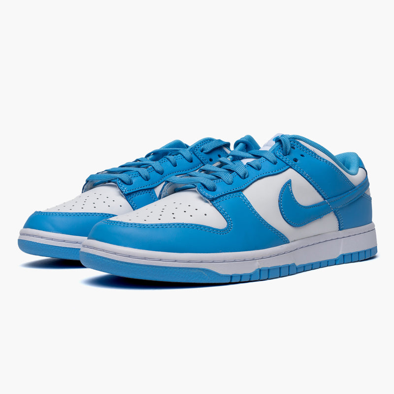 Nike Dunk Low UNC Seitenansicht