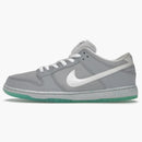 Nike Sb Dunk Low Marty Mcfly