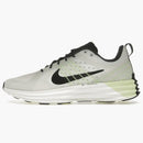 Nike Lunar Roam Barely Volt