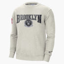 Nike Nba Brooklyn Nets Courtside Fleece Crew Sweatshirt Birch Heather