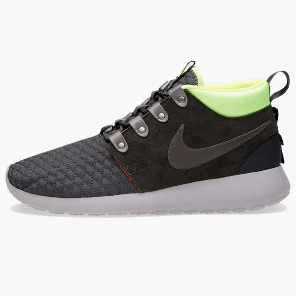 Nike Roshe Run Sneakerboot Newsprint Smoke