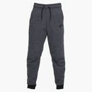 Nike Sportswear Big Kids' Tech Fleece Winterized Joggers Black/black