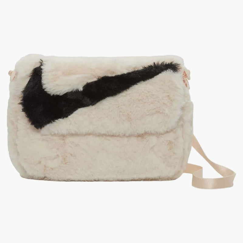 Nike Sportswear Futura 365 Faux för Crossbody Bag (1L) Guava Ice/Guava Ice/Black