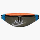 Nike Sportswear Heritage Waist Bag Brown