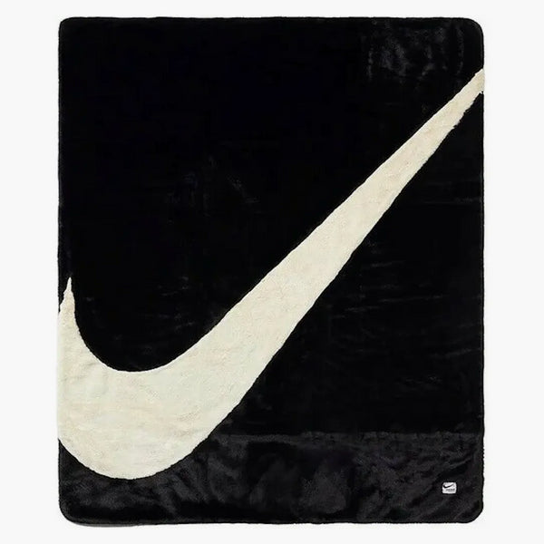 Nike Swoosh Faux Fur Blanket Black/fossil/off White
